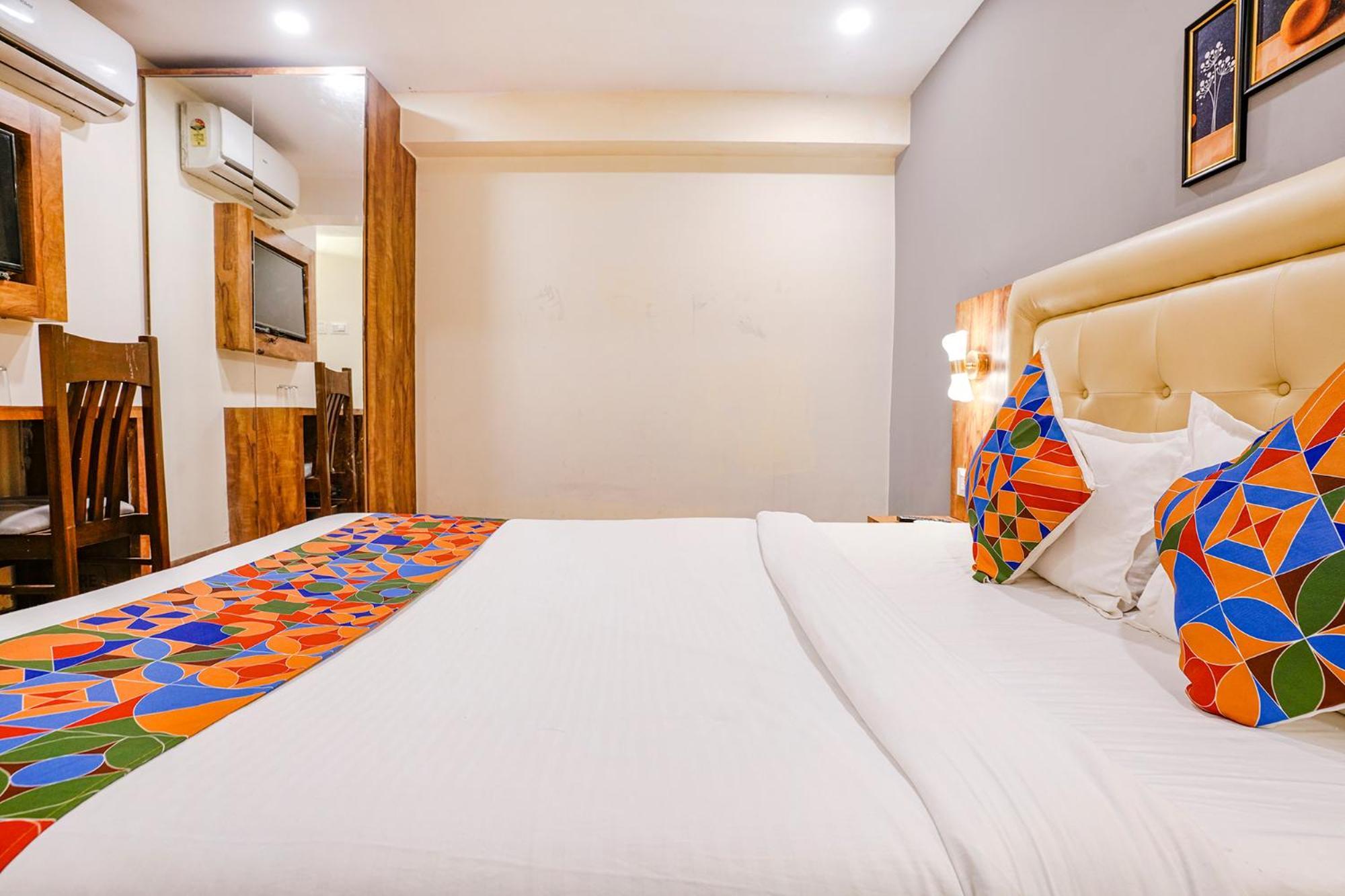 Fabhotel Grand Prime Nr Nesco Hotel 뭄바이 외부 사진