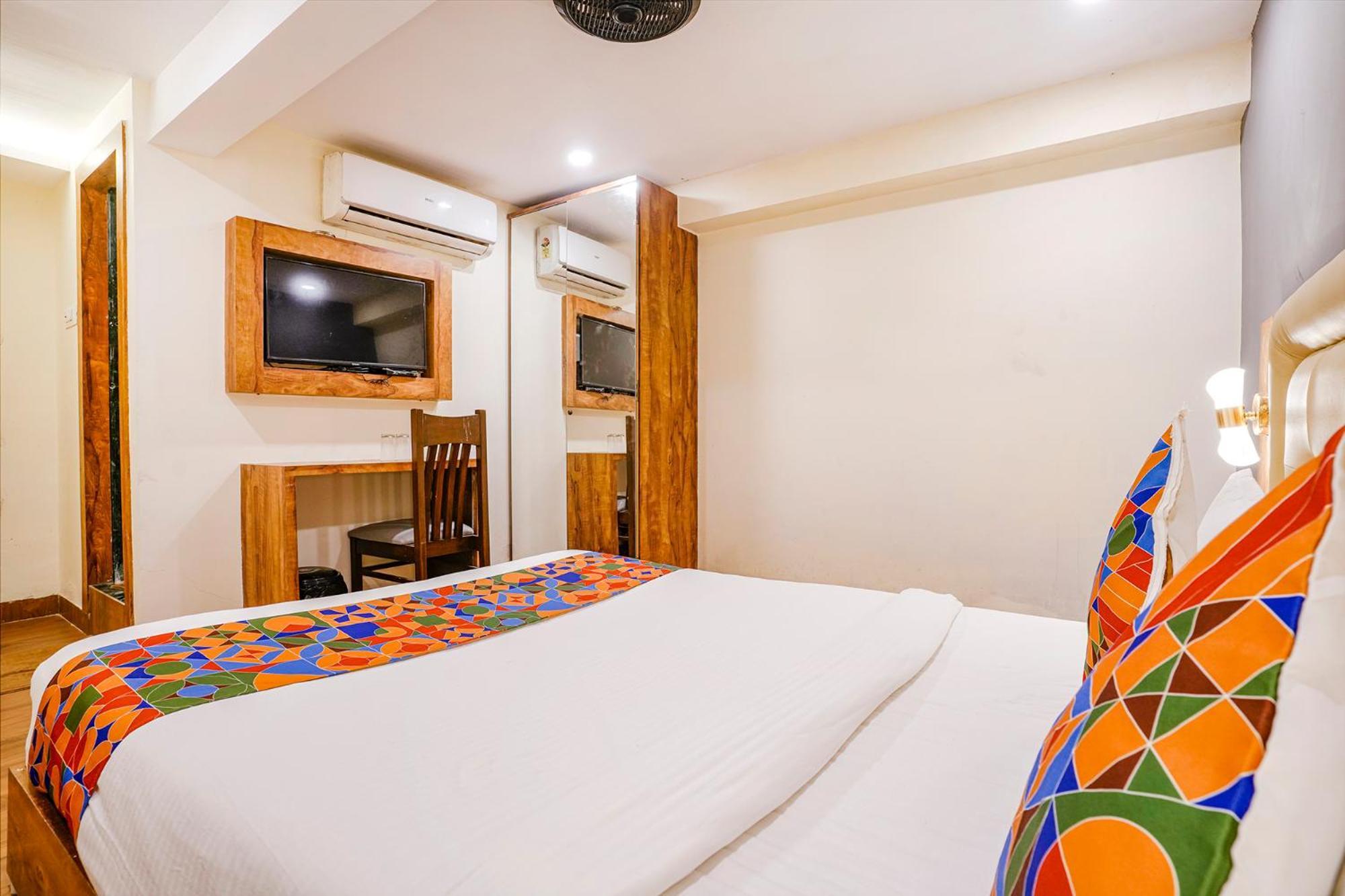 Fabhotel Grand Prime Nr Nesco Hotel 뭄바이 외부 사진