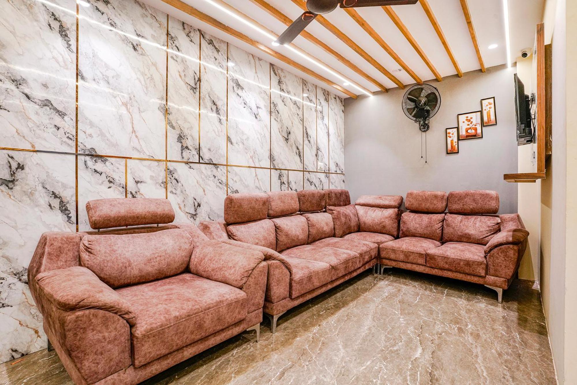 Fabhotel Grand Prime Nr Nesco Hotel 뭄바이 외부 사진