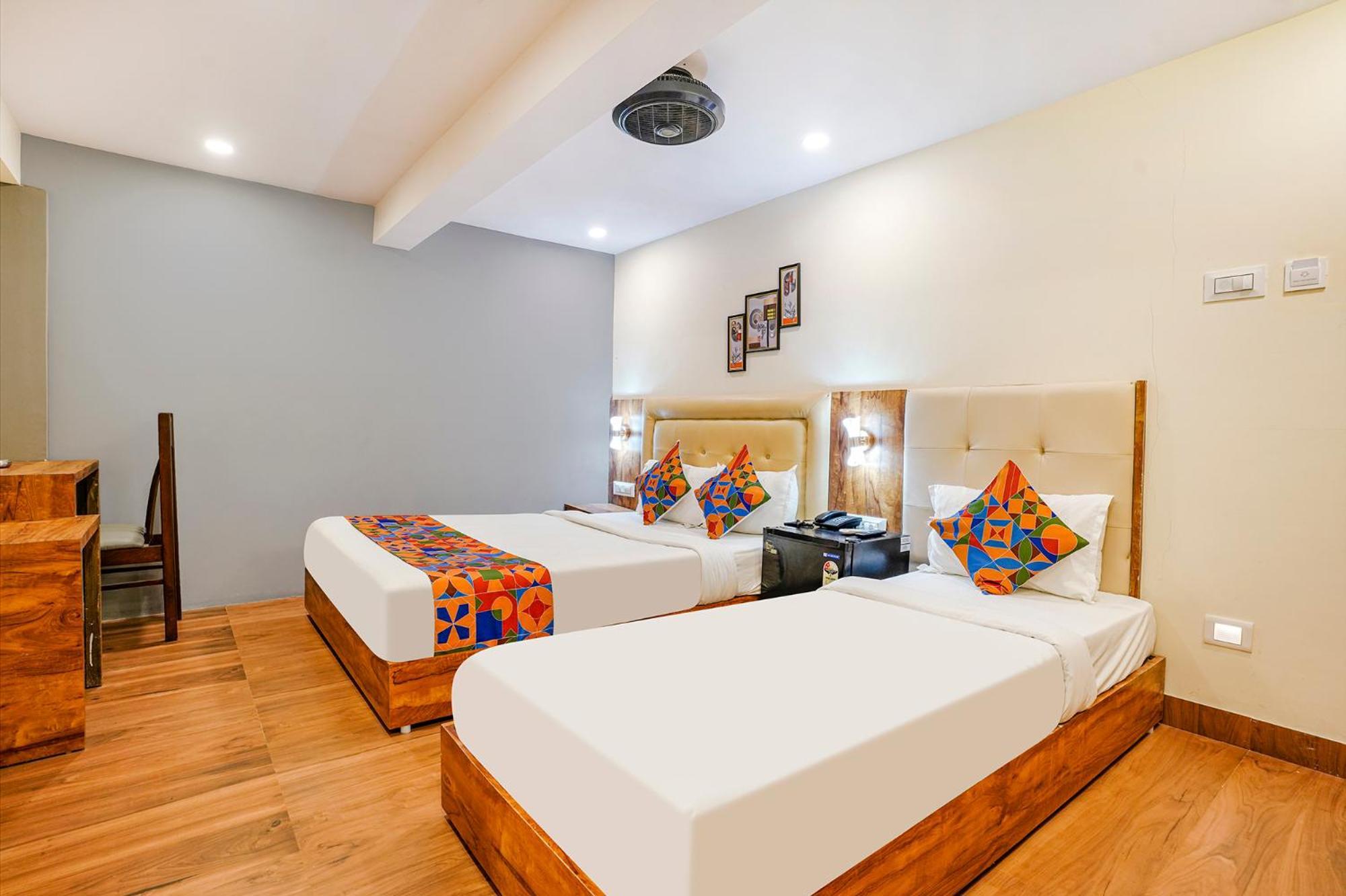 Fabhotel Grand Prime Nr Nesco Hotel 뭄바이 외부 사진